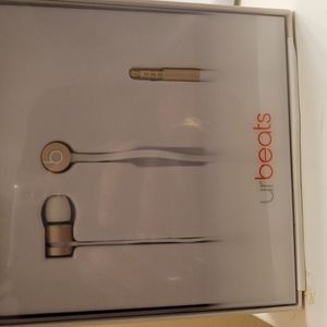 Special edition beats by Dr. Dre